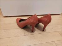 Mexx High Heels Pumps Gr.38 Koralle Frankfurt am Main - Sachsenhausen Vorschau