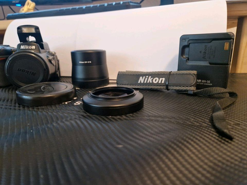 Verkaufe ein Nikon Kamera mit Tasche in Stühlingen