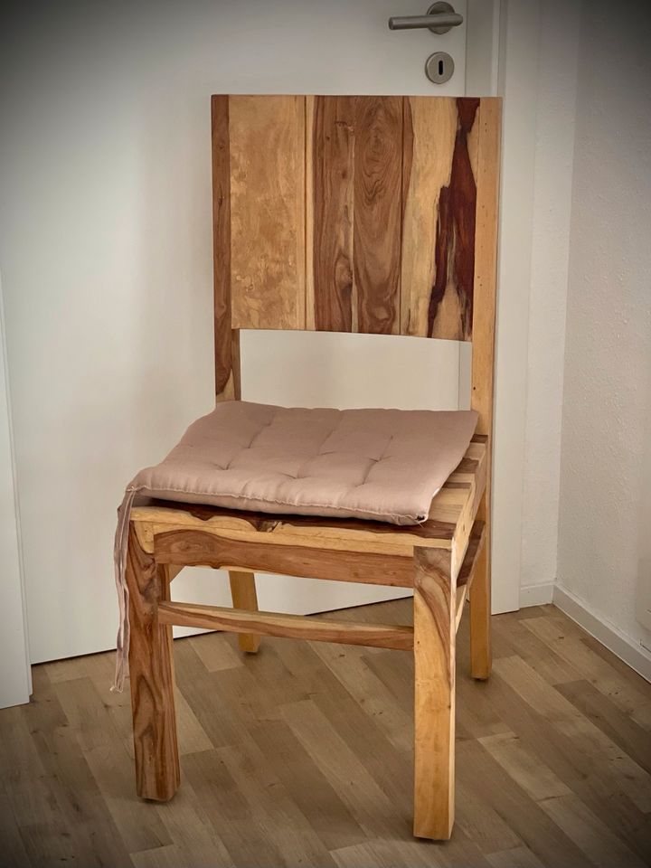 Massiv Holz Esstisch Sheesham + 4 Stühle + 2 Ansteckplatten in Filderstadt