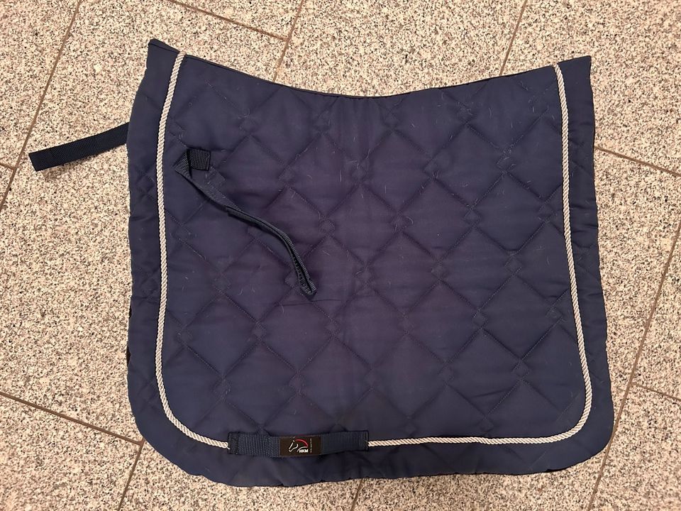 HKM Schabracke Gently WB blau Fleece DRESSUR in Baden-Württemberg -  Korntal-Münchingen | eBay Kleinanzeigen ist jetzt Kleinanzeigen