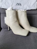 Elegante Stiefeletten von Zara – Neuwertig, echtes Leder 37 Nordrhein-Westfalen - Hürth Vorschau