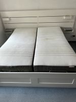 IKEA Bett 1,8 x 2,0 Meter incl. Lattenrosten und Matratzenkernen Bayern - Friedberg Vorschau