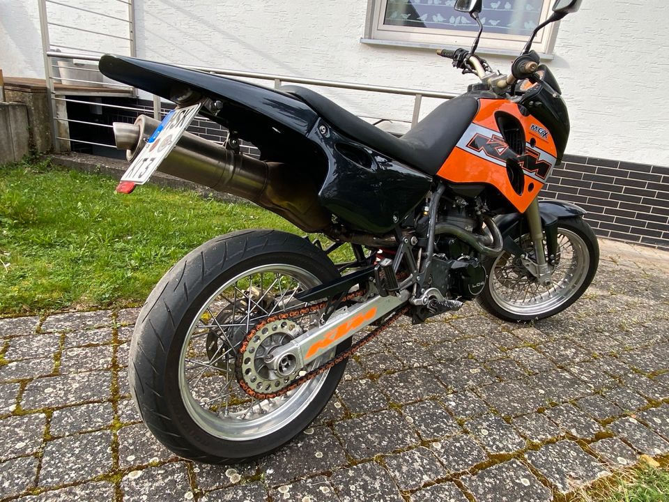 KTM Duke 1 Supermoto 620ccm in Medebach