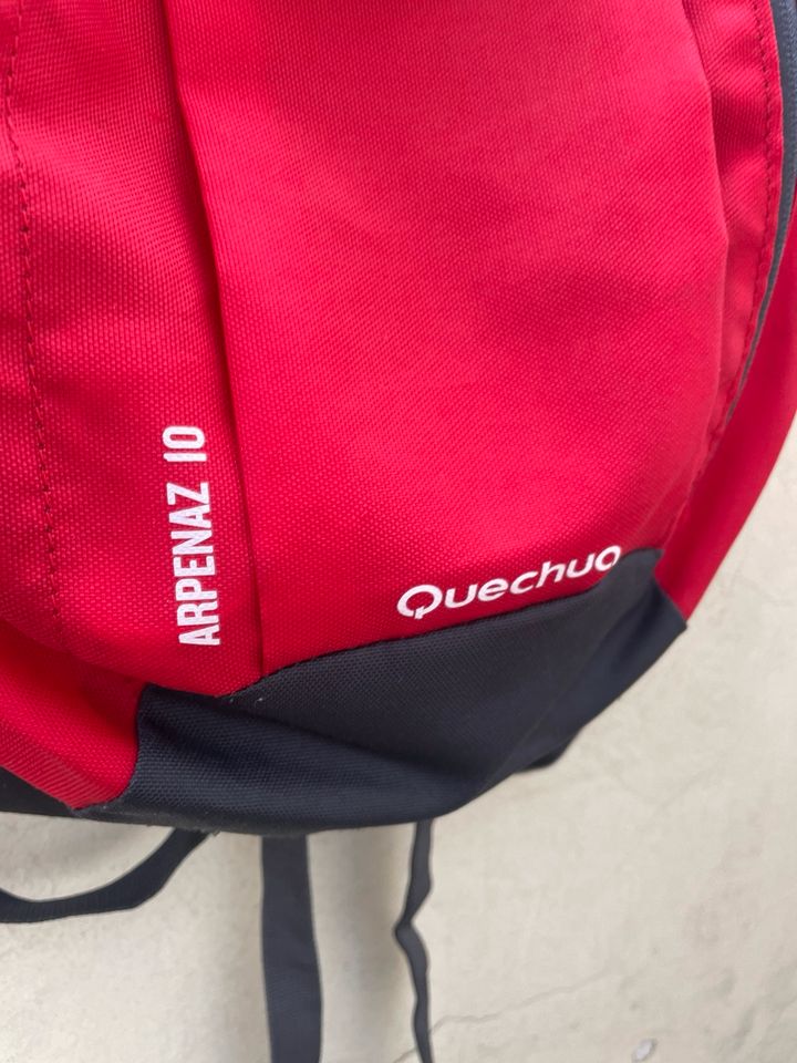 Quechua Arpenaz Tagesrucksack 10L in Berlin