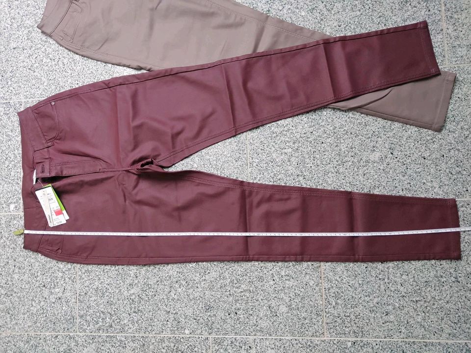 Lederimitat Hose, bordeaux, grau-braun, skinny in Wörth a. Main