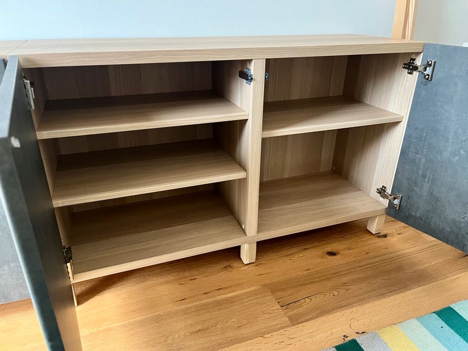 Ikea Besta Sideboard, TV- Schrank, Kommode Eiche,Türen Betonoptik in Lutherstadt Wittenberg