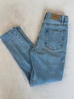 Bershka Mom Jeans Denim Collection Basic Gr. 34 Niedersachsen - Wolfsburg Vorschau