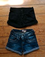 2 H&M Shorts 146 schwarz blau Denim Jeans kurze Hose Altona - Hamburg Ottensen Vorschau