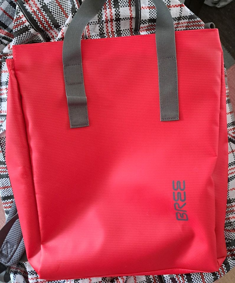 Bree -PNCH 732 Rucksack red♥️, *NEUW.* in Kiel