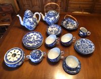 Chinesisches Tee Service, weiß blau, 33 Teile Hessen - Offenbach Vorschau