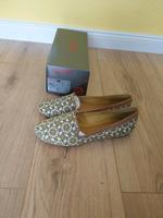 *NEU* Esprit Schuhe Slipper Gr. 39 Muster Textil Nordrhein-Westfalen - Dorsten Vorschau