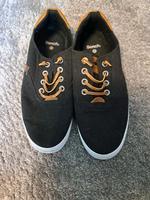 Turnschuhe in schwarz von Bench  gr 36 Hamburg - Altona Vorschau