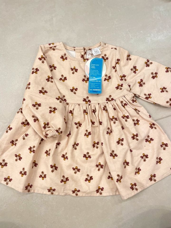 Baby Kleider  Oberteile pakete 56-74 Zara, Mango, H&M, c&a in Marl