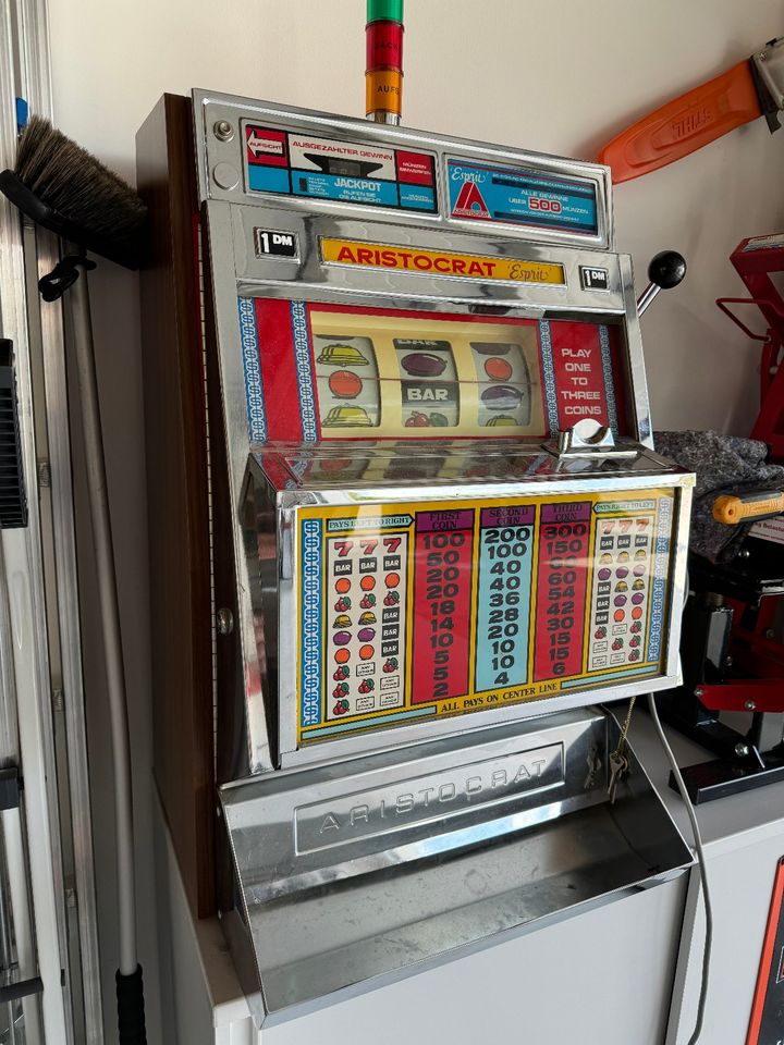 Einarmiger Bandit ⭐︎ ARISTOCRAT Esprit  ♠️♥️♣️ Geld-Spielautomat in Holzheim a.d. Donau
