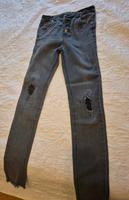 Jeans high waist 152 Niedersachsen - Friesoythe Vorschau