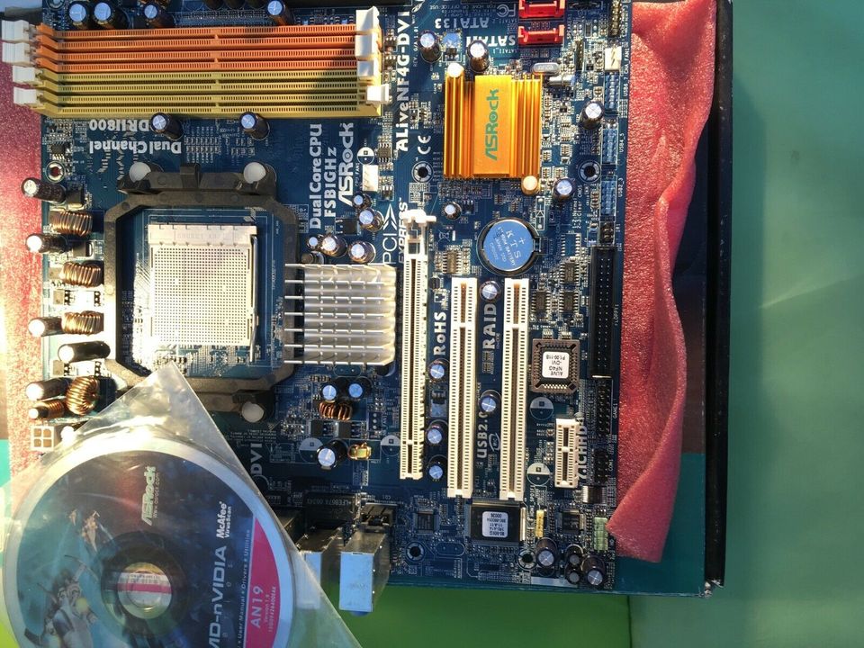 PC  Mainboard  ASRock NF4G-DIV RAID DDRII 800 in Weilheim an der Teck