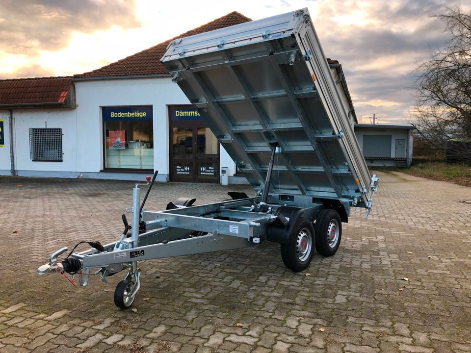 Stema Dreiseitenkipper 2,7t PKW-Anhänger 3,1x1,8 Handpumpe AKTION in Lutherstadt Wittenberg