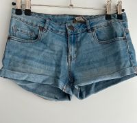 Kurze jeans/Hosen 3 Stück Nordrhein-Westfalen - Erkelenz Vorschau