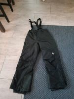 Schneehose Skihose gr 134/140 schwarz neuwertig Nordrhein-Westfalen - Düren Vorschau