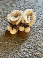 UGG Stiefel Schuhe Größe 33 Nordrhein-Westfalen - Iserlohn Vorschau