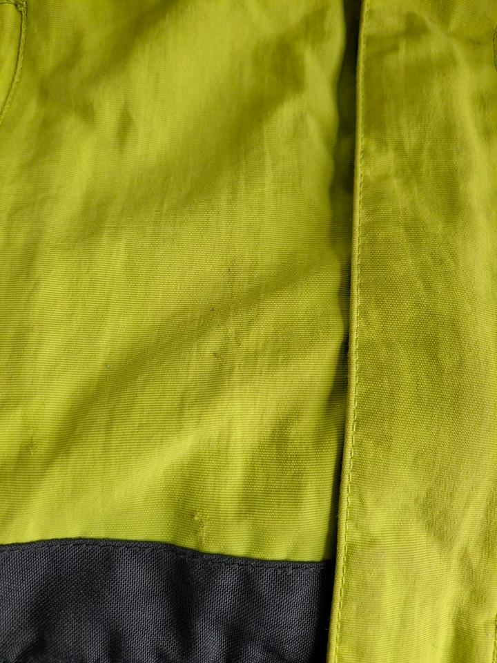 Jako o Jacke gefüttert Wind und Wasserabweisend Gr.116/122 in Harxheim