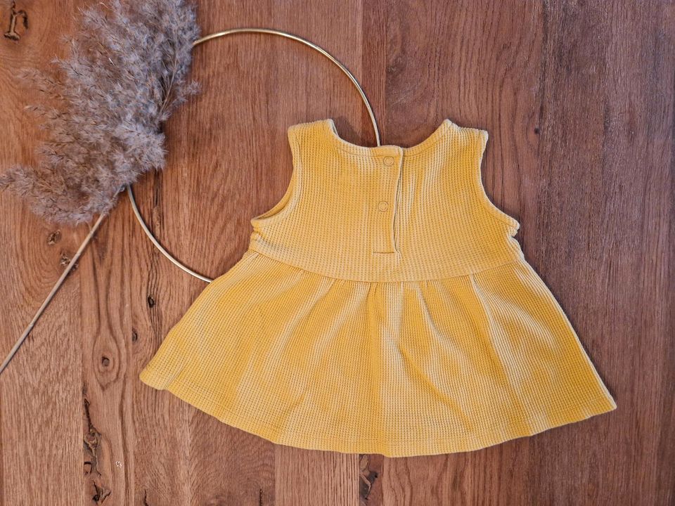 Baby Kleid Sommer gelb Größe 74 Waffelpiqué Sommerkleid in Gerlingen