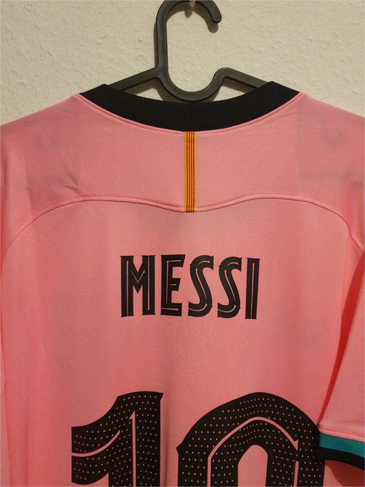 Orig. FC Barcelona Trikot | Lionel Messi 10 | 2020 2021 | XL BNWT in Berlin