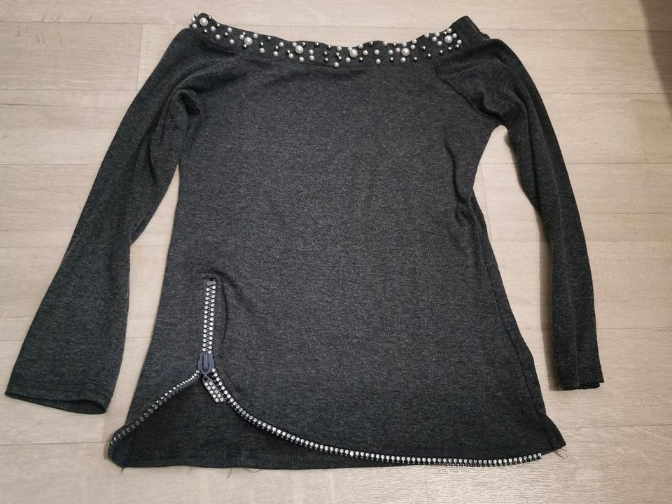 Pullover mit Strass und Perlen in Forchheim