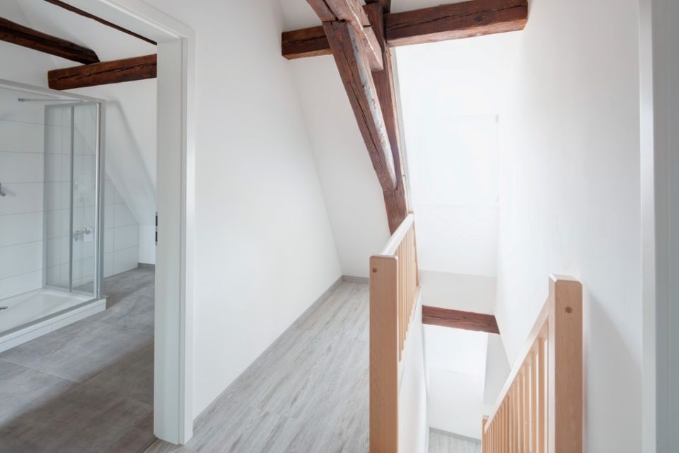 *2-Zimmer-Maisonette-Wohnung mit EBK und Balkon* in Dinkelsbuehl