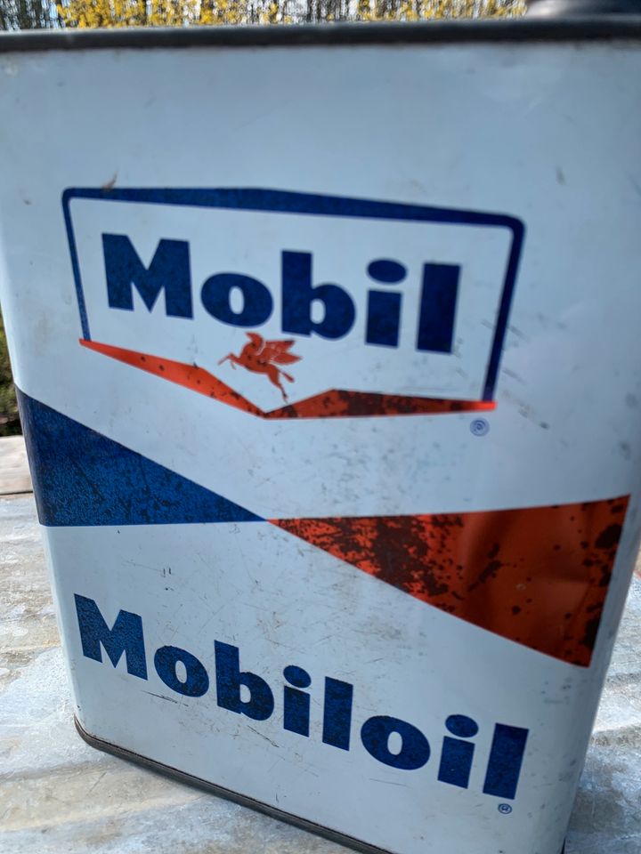 Mobiloil Öldose 60er Jahre Pegasus Vespa Harley Scooter Deko Loft in Korschenbroich