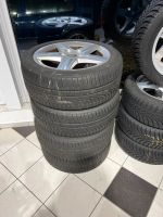 Satz Winterreifen auf Audi Felgen 225/45R 17 Nordrhein-Westfalen - Ladbergen Vorschau