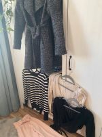 Bekleidung Paket Mädchen Frau Xs S 32-34 Mantel H&M Pullover Zara Rostock - Schmarl Vorschau