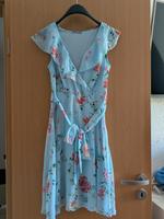 Sommerkleid mit Blumen in hellblau Niedersachsen - Syke Vorschau
