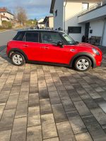 Mini Cooper 5 türig rot Pepper Bayern - Röhrnbach Vorschau