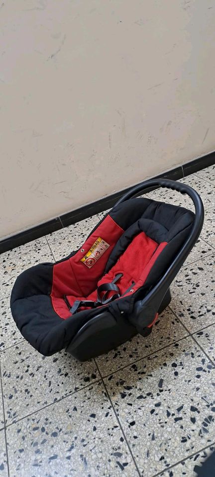 Babyschale - Maxi cosi - Kindersitz in Dortmund