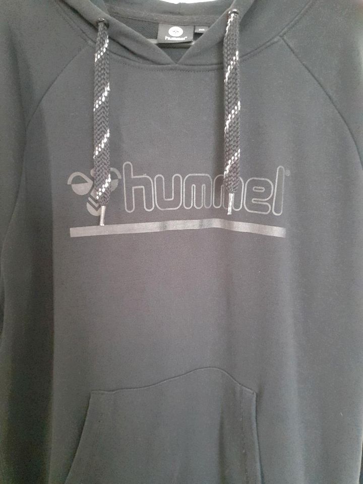 Hummel Hoodie schwarz 2XL XXL TOP Zustand in Lauf a.d. Pegnitz