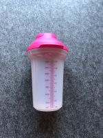 Tupperware neuer Shake-It Shaker, Schüttelbecher mit Scala,350 ml Nordrhein-Westfalen - Neuss Vorschau