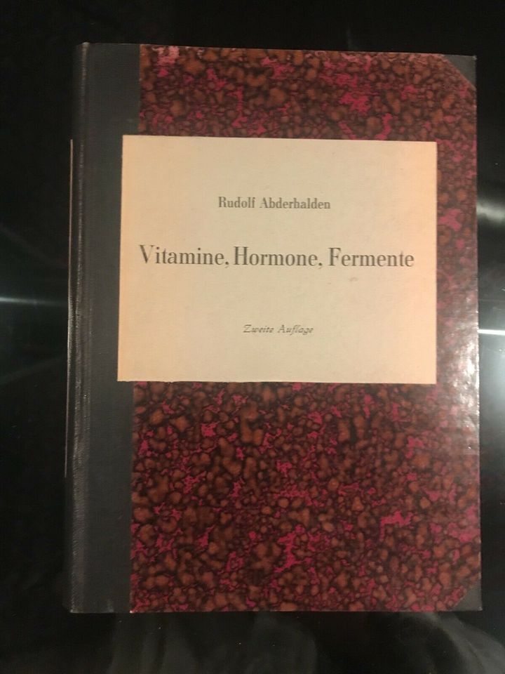 Buch Abderhalden Vitamine Hormone Fermente 1944 antiquarisch in Krefeld