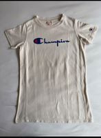 helles Champion T-shirt Sachsen - Taucha Vorschau