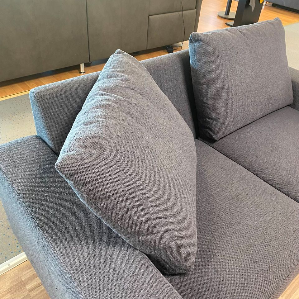 Stressless Sofa Emma E200 Faron Dark Grey spitze Rückenkissen in Kaiserslautern