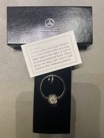 Mercedes Benz Schlüsselanhänger Anstecknadel Pins Baden-Württemberg - Ostfildern Vorschau