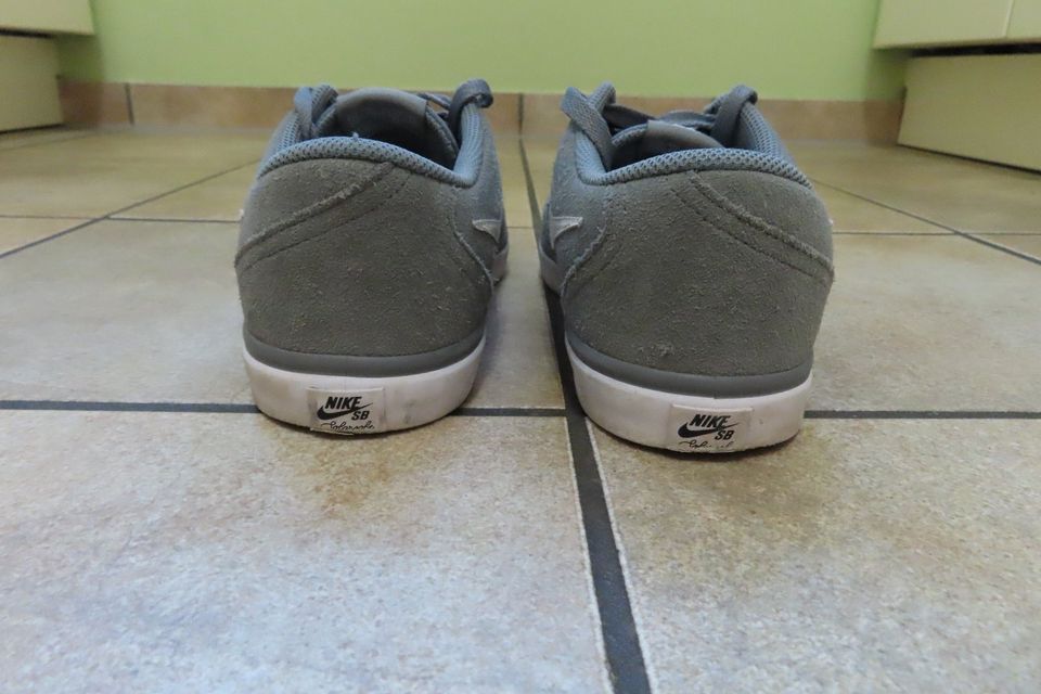 Nike SB Sneaker, Turnschuhe, Gr. 40,5,  25,5cm, Schuhe in Mainz