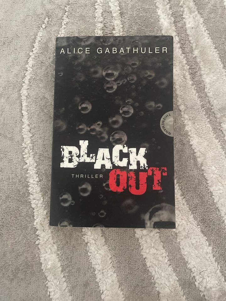 Black out Buch von Alice Gabathuler in Rotenburg (Wümme)