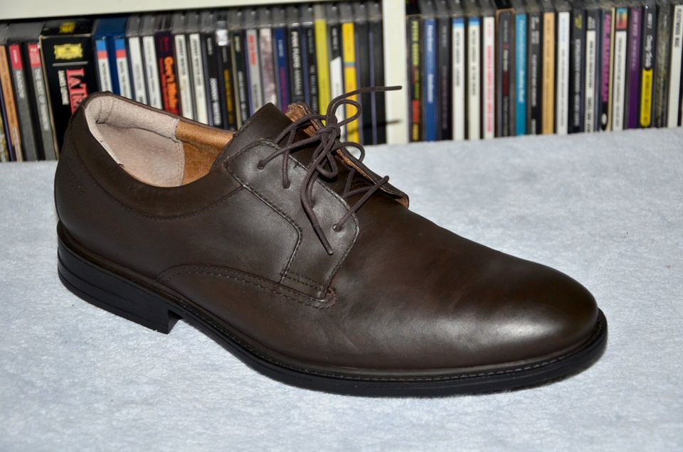 Clarks Halbschuhe Gr. 13 M / 48 in Hamburg