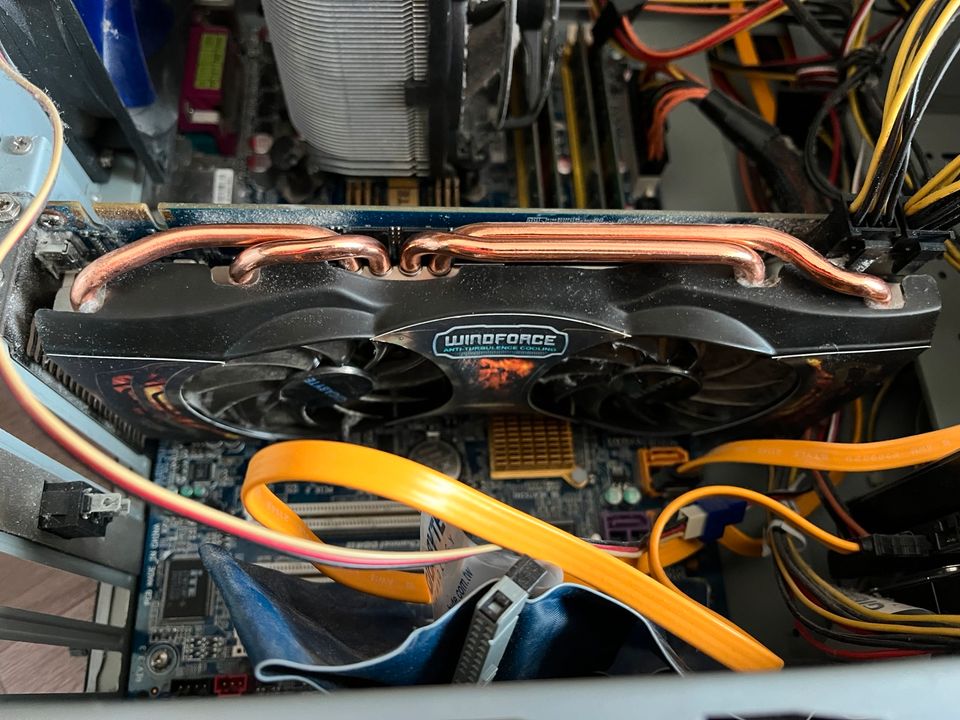 NVIDIA GeForce GTX 460 1GB (GIGABYTE) in Paderborn