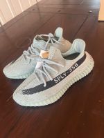 YEEZY Boost 350 v2 SALT HQ2060 EU 42 2/3 US 9 München - Altstadt-Lehel Vorschau