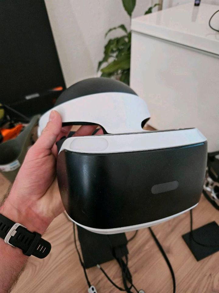 Sony playstation 4 VR Gen 1 guter Zustand in Herne