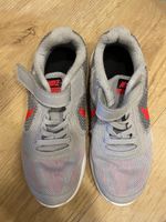 Nike Sneaker grau Klettverschluss Gr.32 top Zustand Sachsen-Anhalt - Weißenfels Vorschau