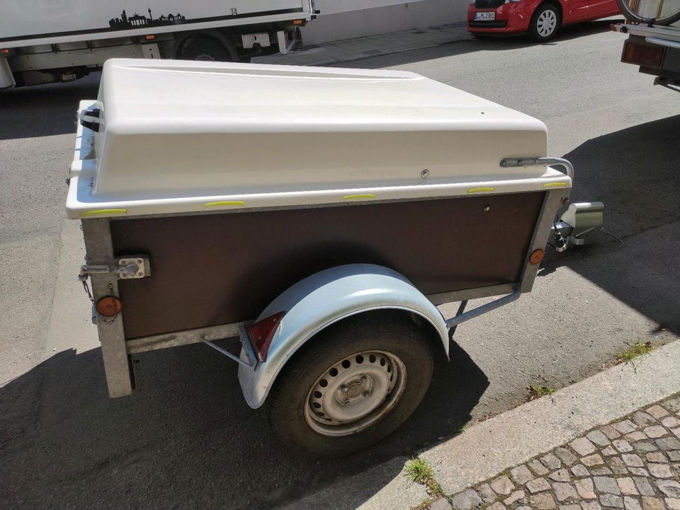 Kofferanhänger mit hardtop Traglast 499kg Anhänger in Leipzig