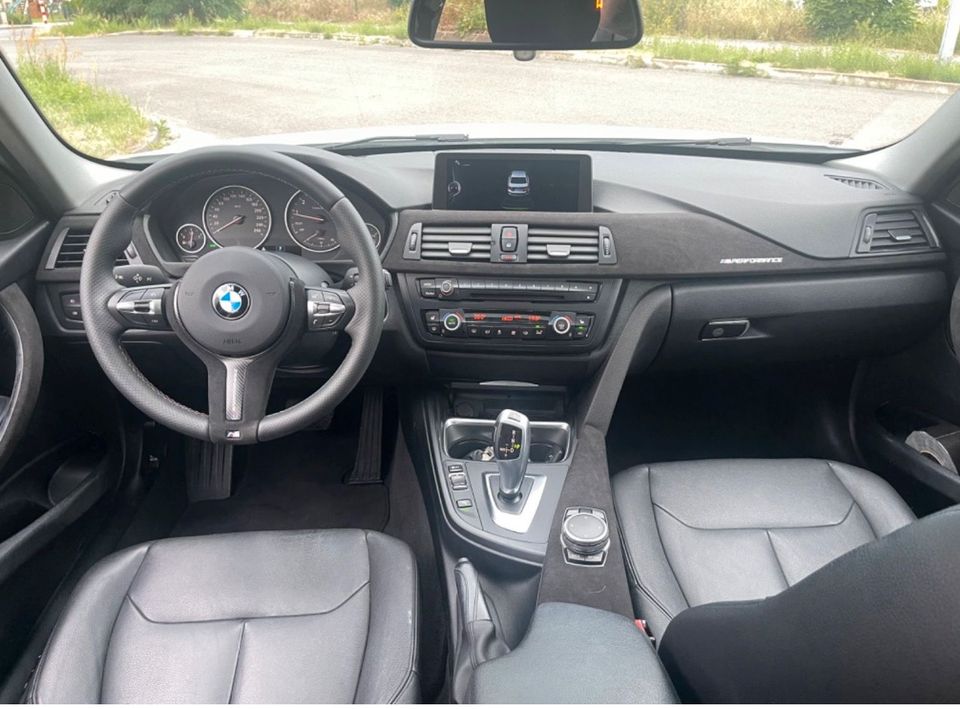 Bmw 328i XDrive F30 M-Performance 161Co2 LED Leder NAVI M-Perfo in Eggersdorf